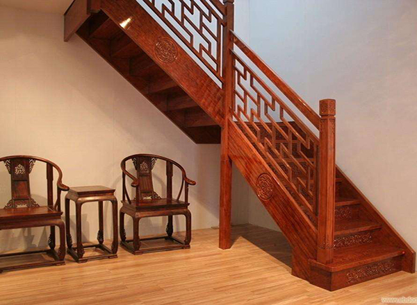 中式花格楼梯